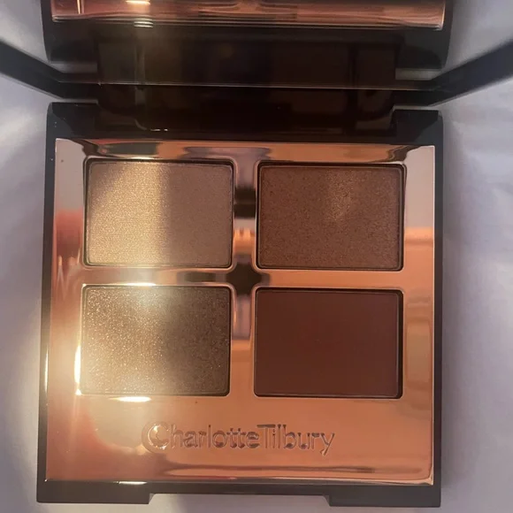 Charlotte Tilbury Exagger-Eyes Bigger Brighter Luxury Eyeshadow Palette - Picture 6 of 10
